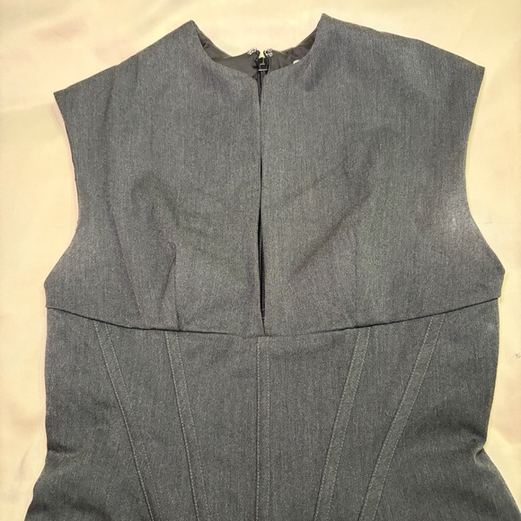 House of CB- Eleanor Charcoal Pleated Corset Dress Size Medium Mini Gray - Picture 3 of 11